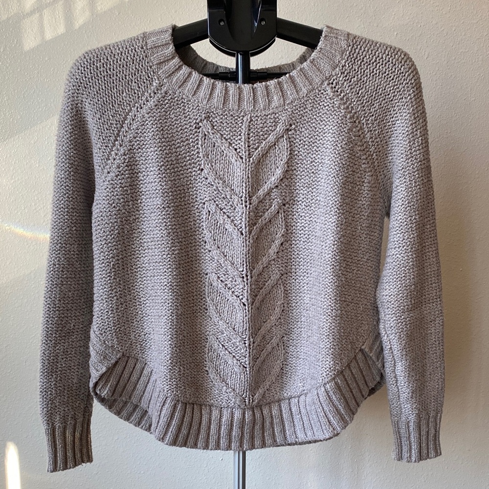 Aerie Taupe Cable Knit Sweater Size Medium